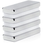 Magnes neodymowy płytkowy 40x15x5 mm – 4 szt.